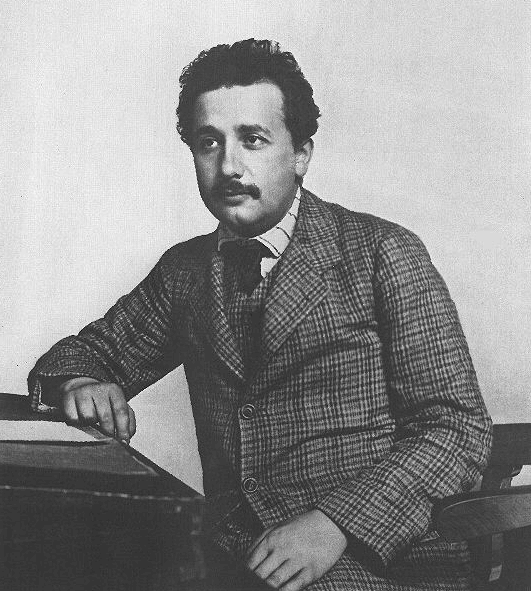 특수상대성이론을 발표한 즈음(1905년)인 20대 중반의 아인슈타인. 출처:위키미디어 커먼즈우주관 오디세이 - 상대성이론, 시간·공간 개념의 혁명