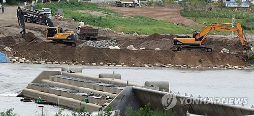 2011년 4대강 공사현장[연합뉴스 자료사진]