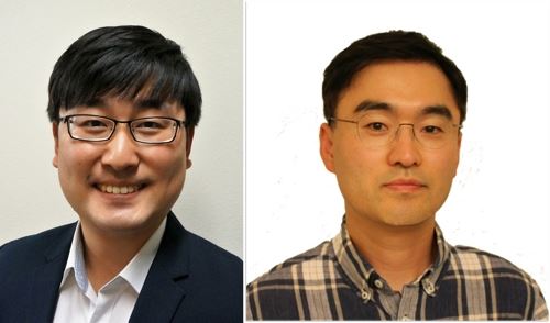 성균관대 김정규 교수(왼쪽)와 연세대 박종혁 교수 [한국연구재단 제공=연합뉴스]