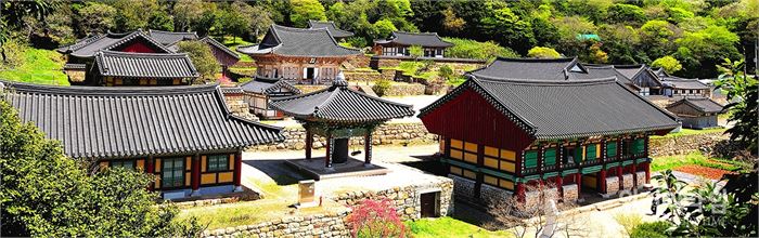 렌즈15-7미황사 전경 (미황사 홈에서)
